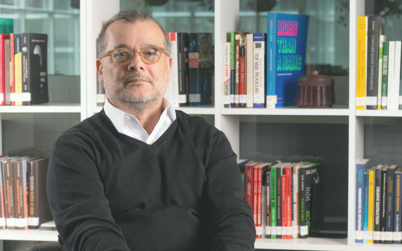 Tudo sobre a crise apelidada de Outubro Vermelho