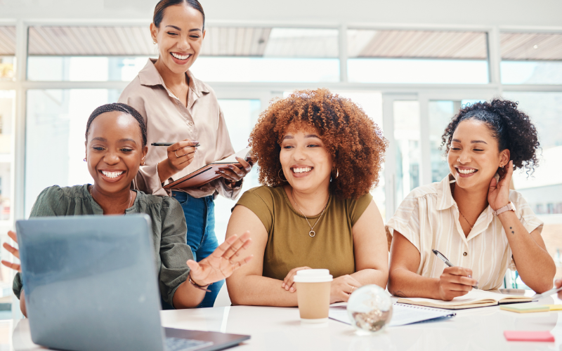 Jovens no mercado de trabalho e a revuolução criada pelo marketing digital no mundo corporativo