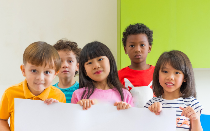 Você conhece os princípios de uma educação e diversão inclusiva para crianças autistas? Saiba como fazemos para acolher essas crianças. Veja!